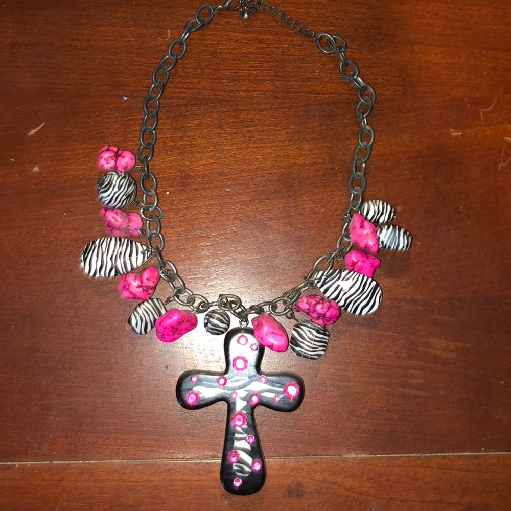 Show necklace